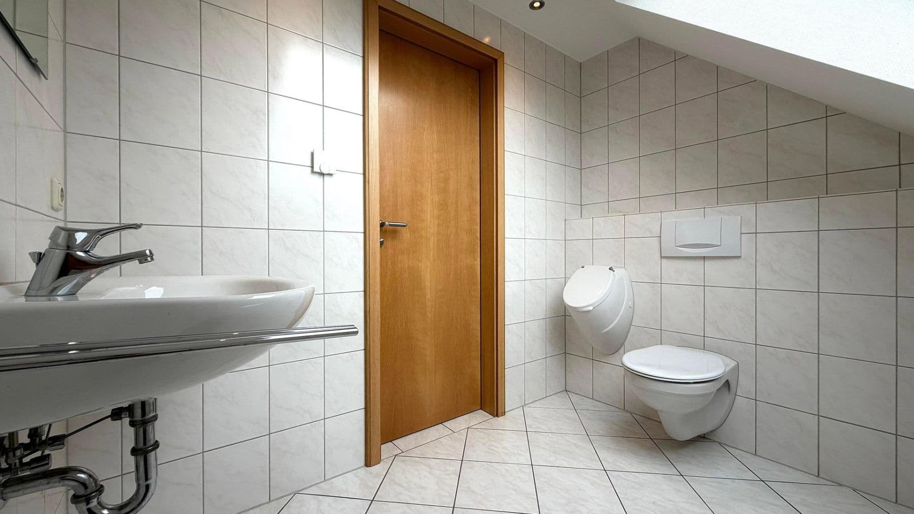Pronájem bytu 3+1 108 m², Kalkstr. 28, Trierweiler, Porýní-Falc Pronájem bytu 3+1 108 m², Kalkstr. 28, Trierweiler, Porýní-Falc