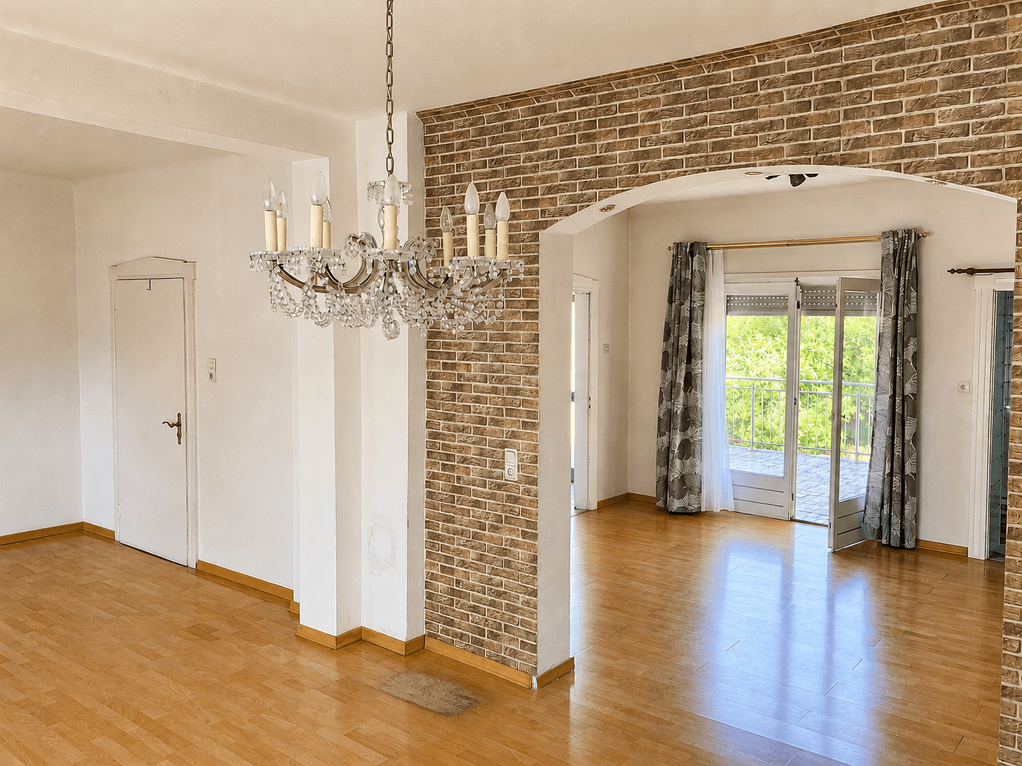Prodej domu 235 m², pozemek 576 m², Schonstraße 3, Ensdorf/Saar, Země Sársko Prodej domu 235 m², pozemek 576 m², Schonstraße 3, Ensdorf/Saar, Země Sársko