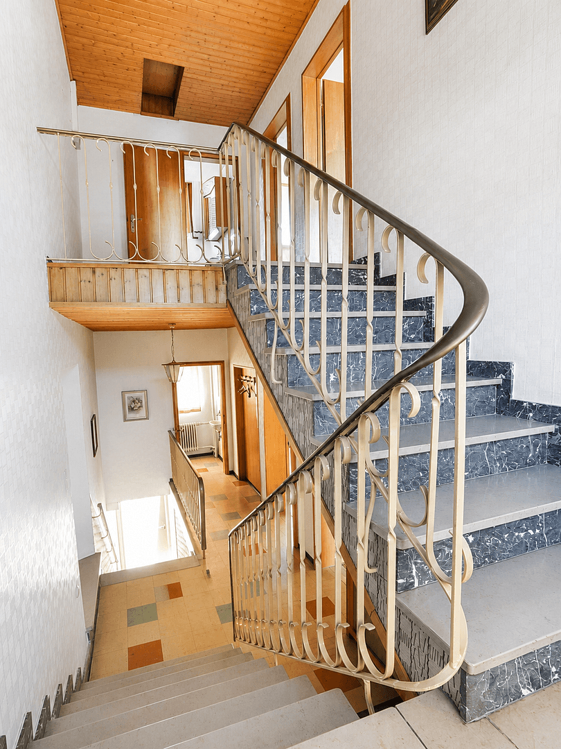 Prodej domu 235 m², pozemek 576 m², Schonstraße 3, Ensdorf/Saar, Země Sársko Prodej domu 235 m², pozemek 576 m², Schonstraße 3, Ensdorf/Saar, Země Sársko