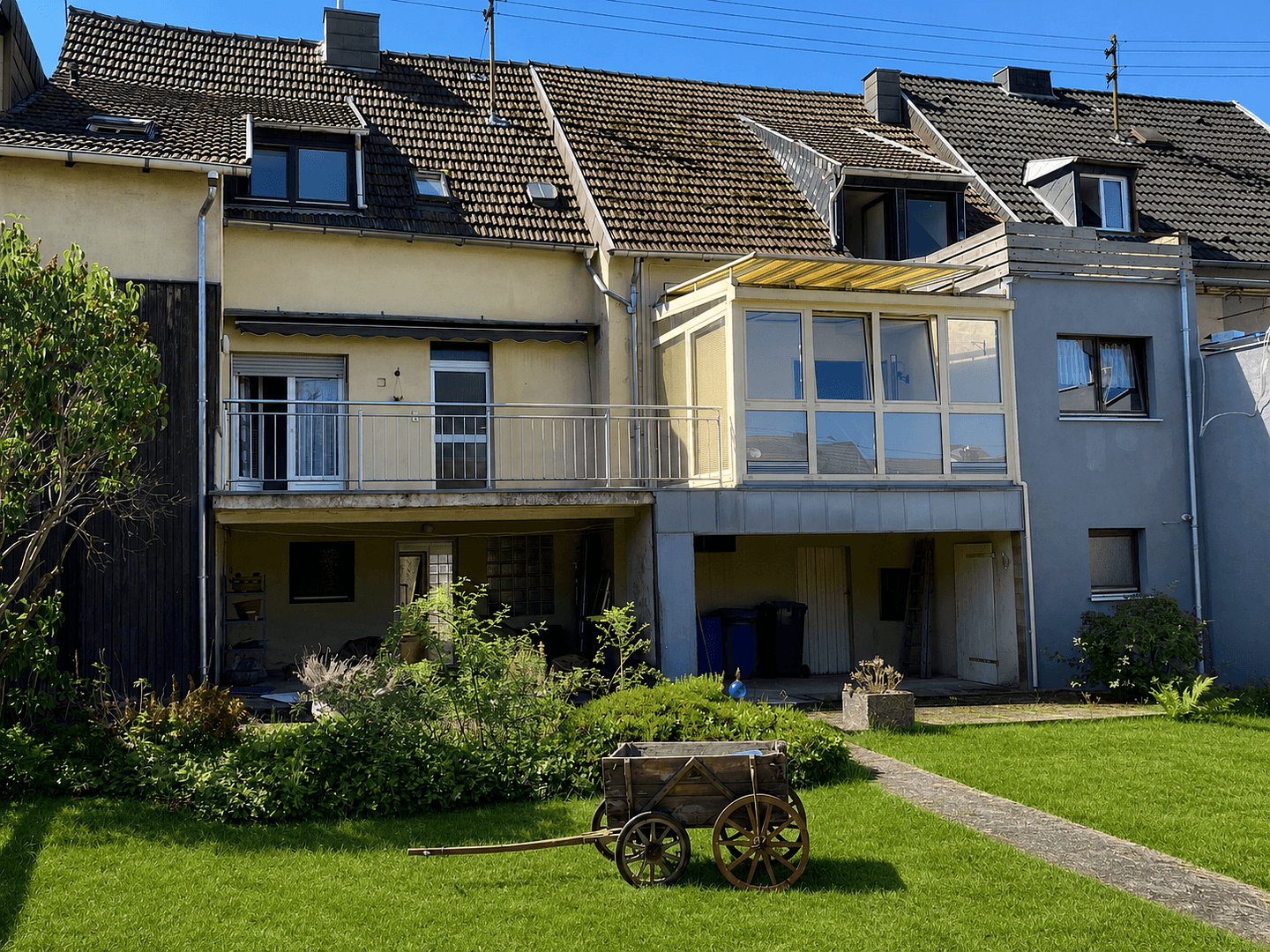 Prodej domu 235 m², pozemek 576 m², Schonstraße 3, Ensdorf/Saar, Země Sársko Prodej domu 235 m², pozemek 576 m², Schonstraße 3, Ensdorf/Saar, Země Sársko