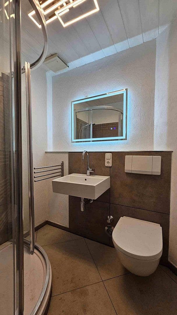 Pronájem bytu 1+1 34 m², Oestrich-Winkel, Hessen Pronájem bytu 1+1 34 m², Oestrich-Winkel, Hessen