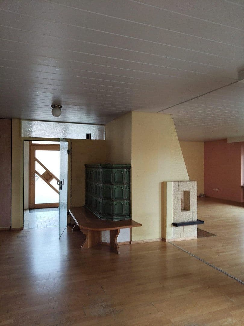 Prodej domu 260 m², pozemek 809 m², Kaulberg 16, Hemhofen, Bavorsko Prodej domu 260 m², pozemek 809 m², Kaulberg 16, Hemhofen, Bavorsko