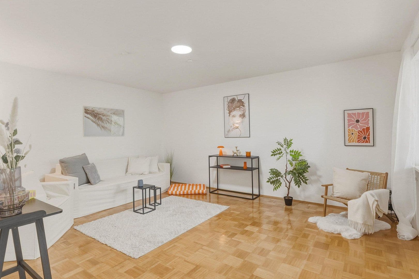 Prodej bytu 2+kk 68 m², Ulm, Bádensko-Württembersko Prodej bytu 2+kk 68 m², Ulm, Bádensko-Württembersko
