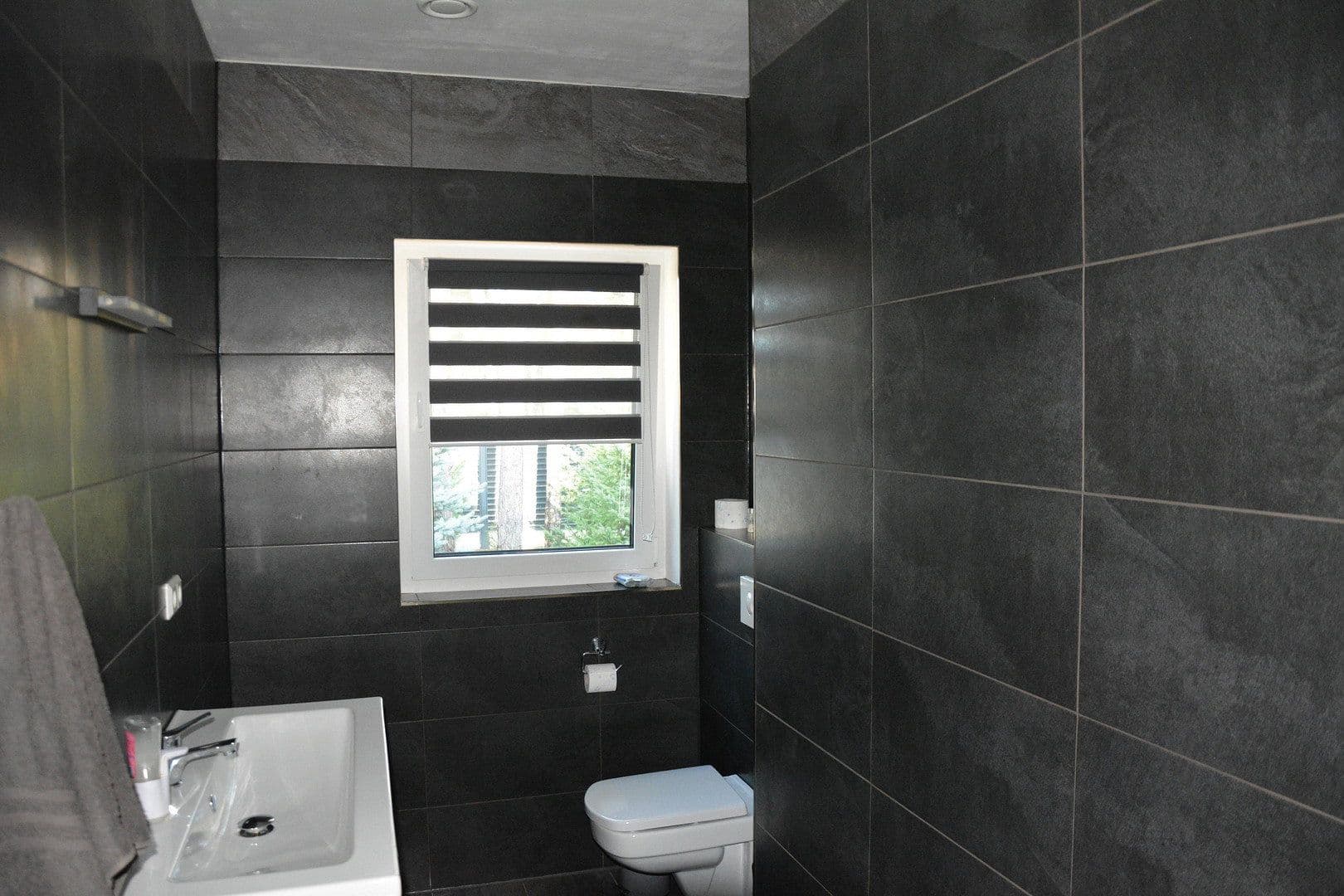 Prodej domu 368 m², pozemek 2.818 m², Lehniner Straße 7 / 7A, Borkwalde, Braniborsko Prodej domu 368 m², pozemek 2.818 m², Lehniner Straße 7 / 7A, Borkwalde, Braniborsko