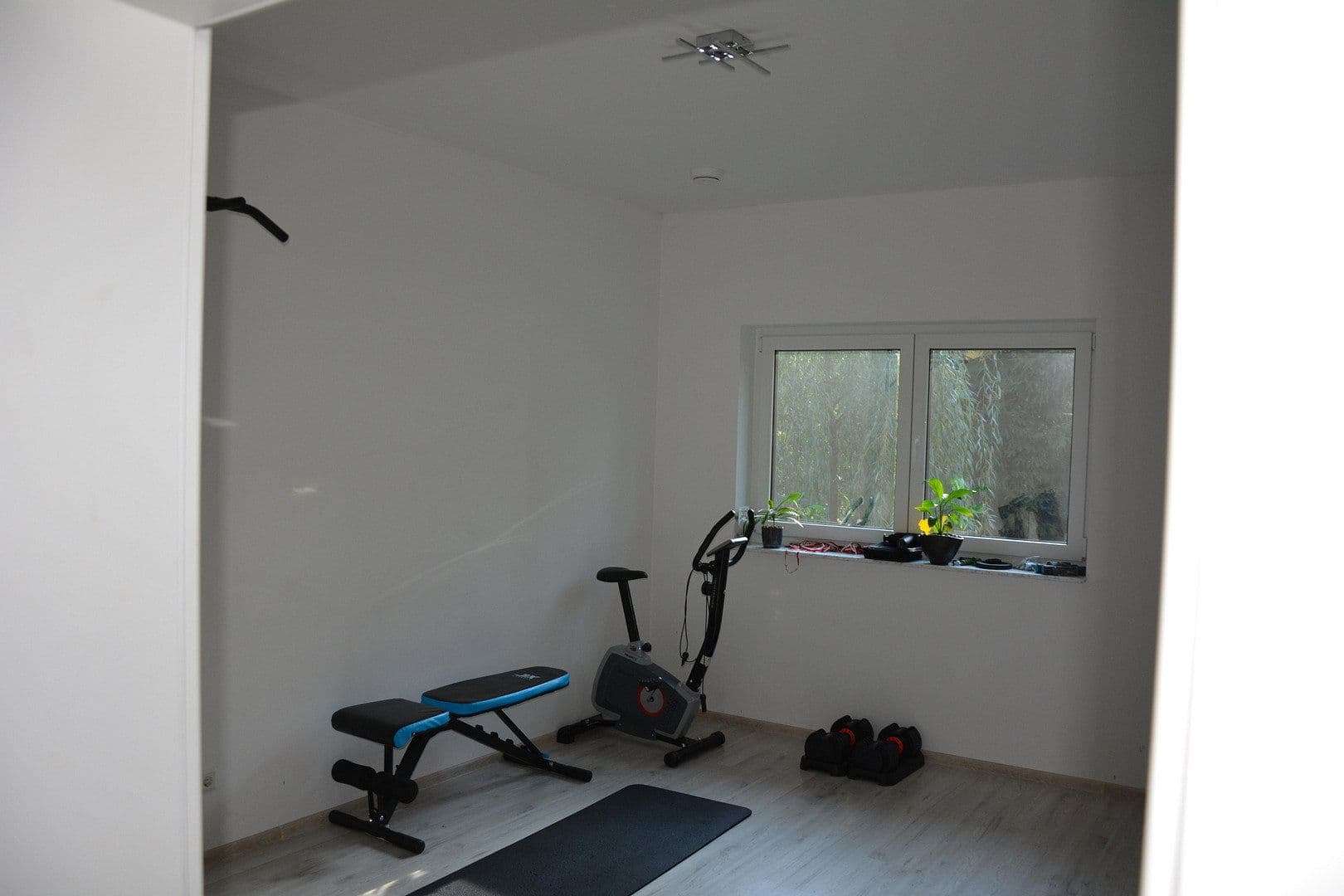 Prodej domu 368 m², pozemek 2.818 m², Lehniner Straße 7 / 7A, Borkwalde, Braniborsko Prodej domu 368 m², pozemek 2.818 m², Lehniner Straße 7 / 7A, Borkwalde, Braniborsko