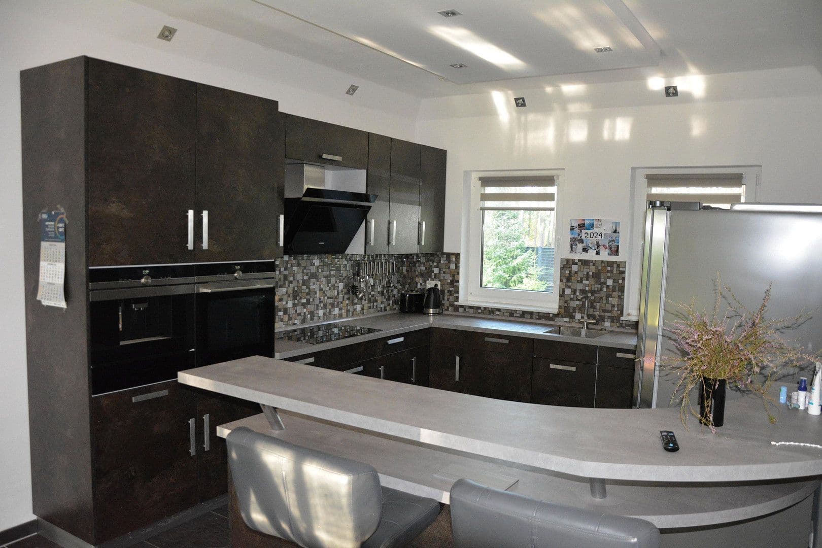Prodej domu 368 m², pozemek 2.818 m², Lehniner Straße 7 / 7A, Borkwalde, Braniborsko Prodej domu 368 m², pozemek 2.818 m², Lehniner Straße 7 / 7A, Borkwalde, Braniborsko