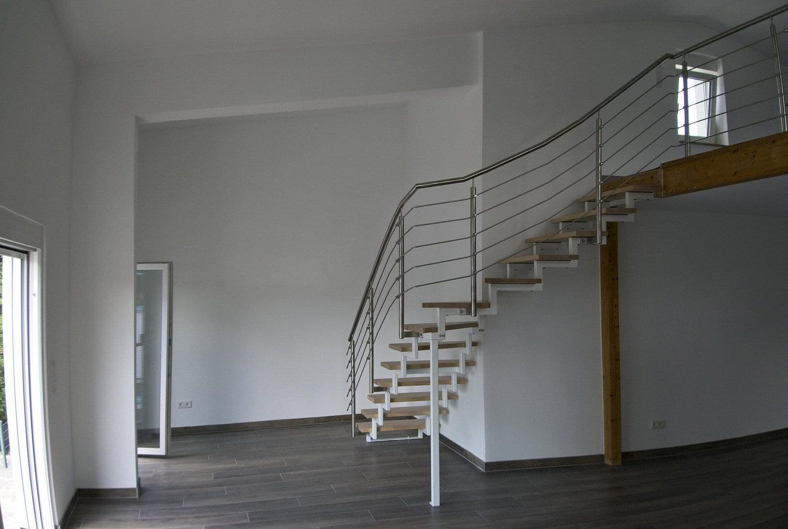 Prodej domu 101 m², pozemek 1.321 m², An der Flachsröße 1, Mühltal, Hessen Prodej domu 101 m², pozemek 1.321 m², An der Flachsröße 1, Mühltal, Hessen