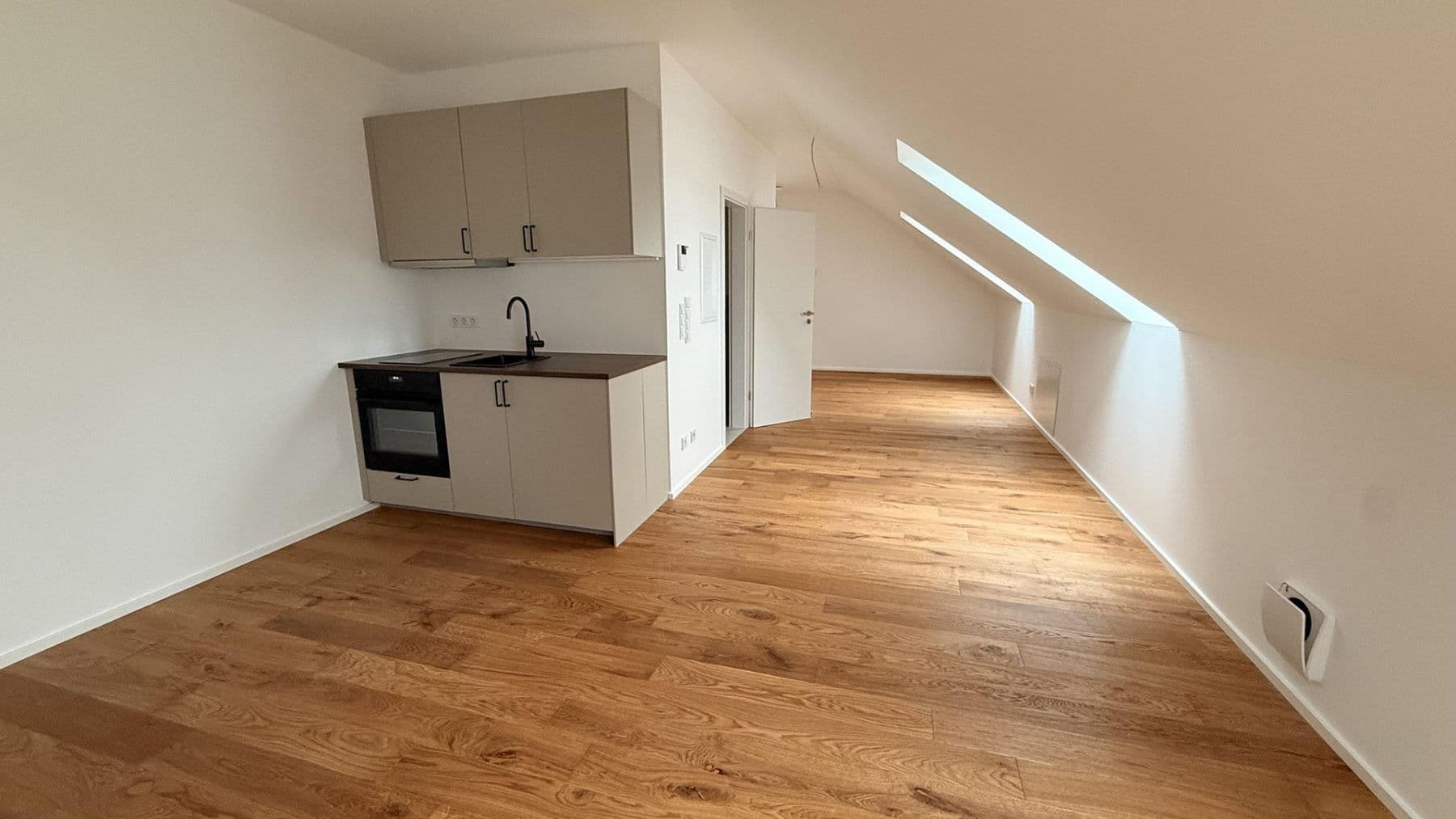 Pronájem bytu 2+1 43 m², Ingolstadt Haunwöhr, Bavorsko Pronájem bytu 2+1 43 m², Ingolstadt Haunwöhr, Bavorsko