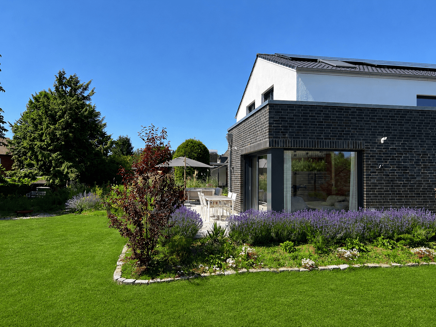 Prodej domu 171 m², pozemek 689 m², Schwarzenbek, Šlesvicko-Holštýnsko Prodej domu 171 m², pozemek 689 m², Schwarzenbek, Šlesvicko-Holštýnsko