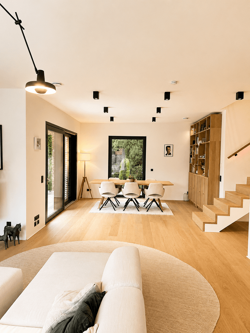 Prodej domu 171 m², pozemek 689 m², Schwarzenbek, Šlesvicko-Holštýnsko Prodej domu 171 m², pozemek 689 m², Schwarzenbek, Šlesvicko-Holštýnsko