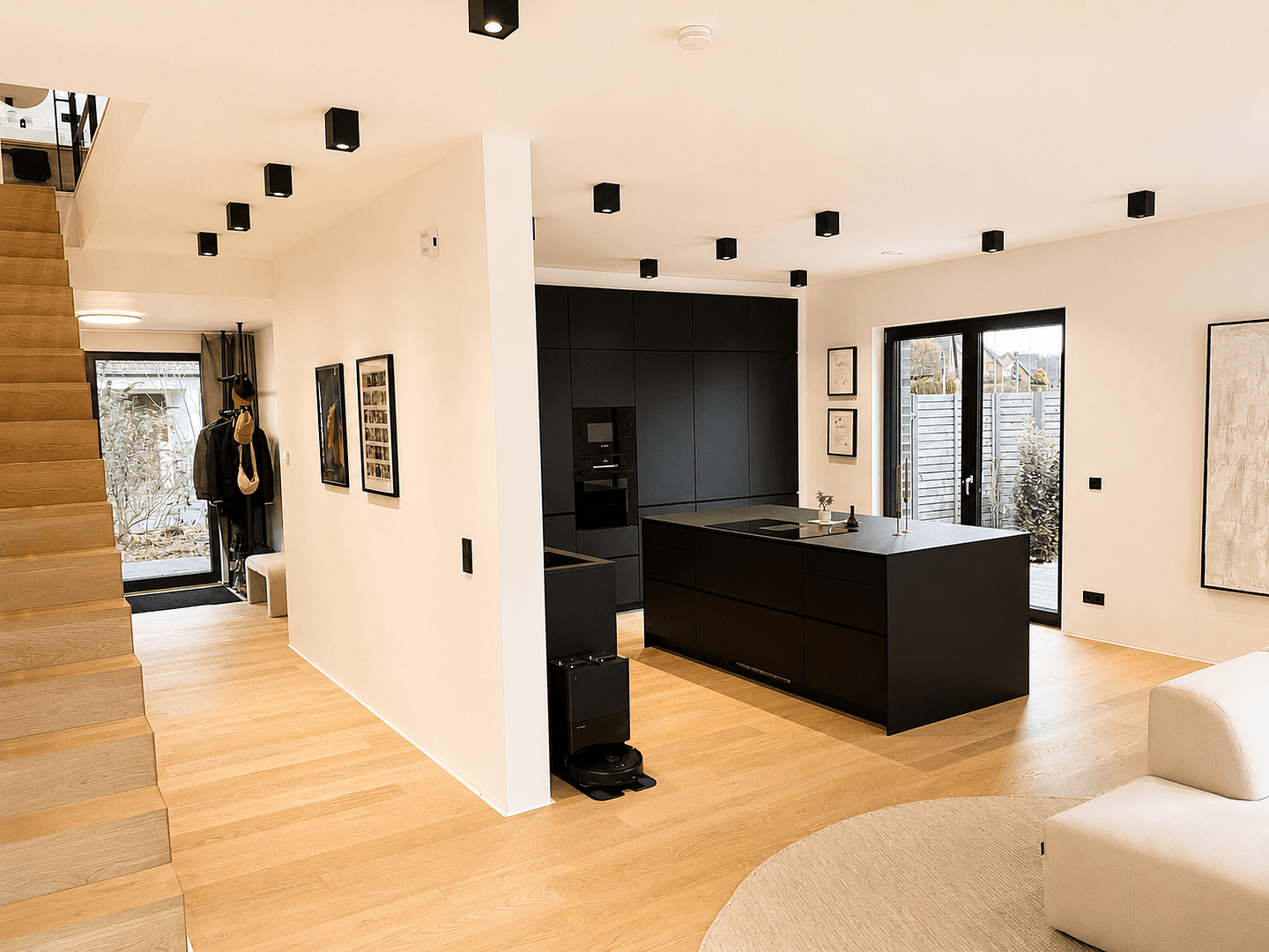 Prodej domu 171 m², pozemek 689 m², Schwarzenbek, Šlesvicko-Holštýnsko Prodej domu 171 m², pozemek 689 m², Schwarzenbek, Šlesvicko-Holštýnsko