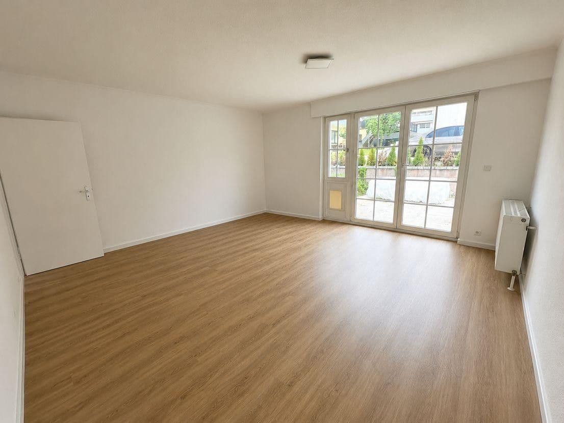 Pronájem bytu 4+kk 130 m², Filderstadt, Bádensko-Württembersko Pronájem bytu 4+kk 130 m², Filderstadt, Bádensko-Württembersko
