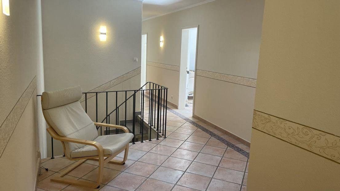 Pronájem bytu 4+kk 130 m², Filderstadt, Bádensko-Württembersko Pronájem bytu 4+kk 130 m², Filderstadt, Bádensko-Württembersko