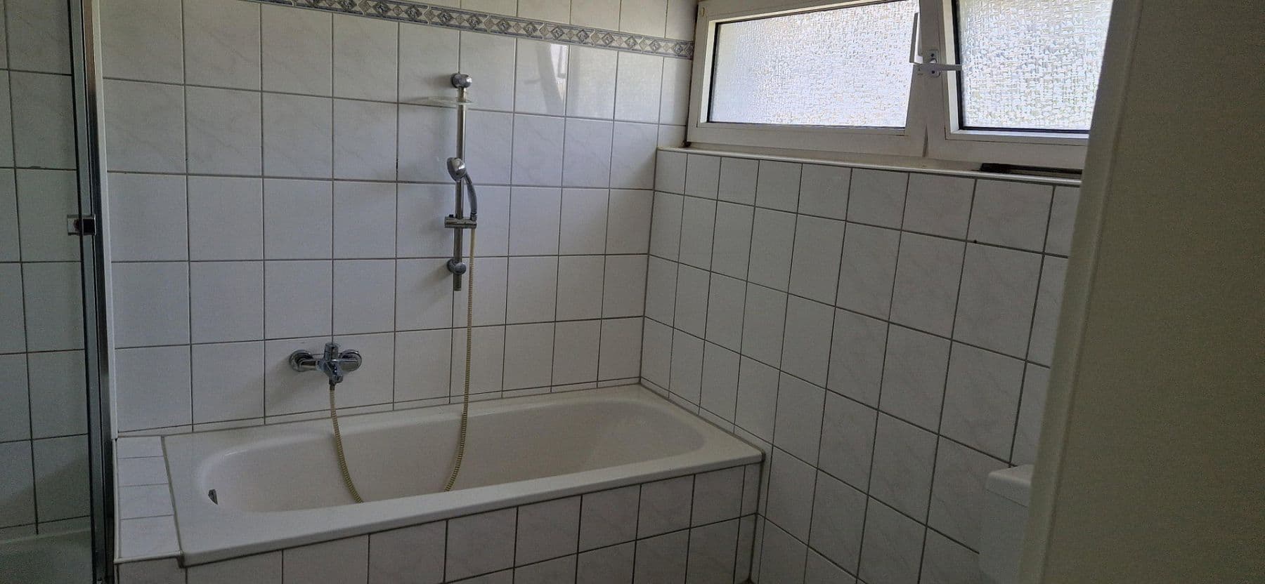 Pronájem bytu 5+1 160 m², Kastellaun, Porýní-Falc Pronájem bytu 5+1 160 m², Kastellaun, Porýní-Falc