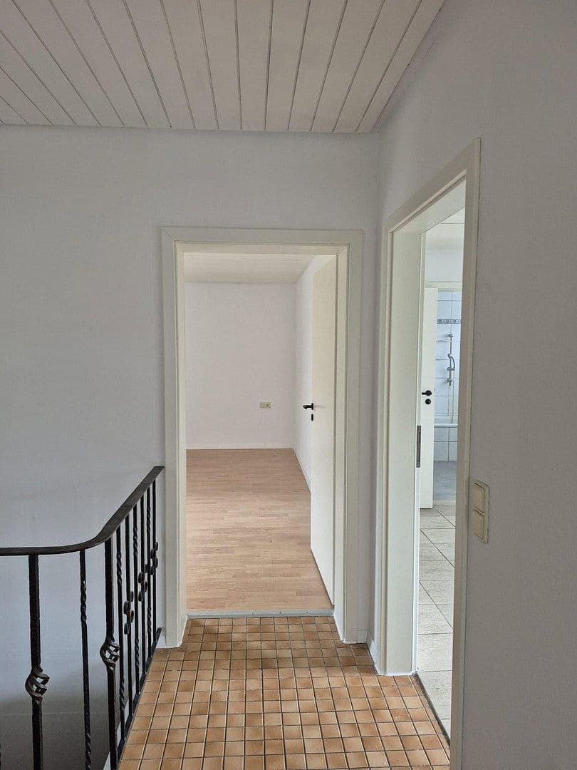 Pronájem bytu 5+1 160 m², Kastellaun, Porýní-Falc Pronájem bytu 5+1 160 m², Kastellaun, Porýní-Falc