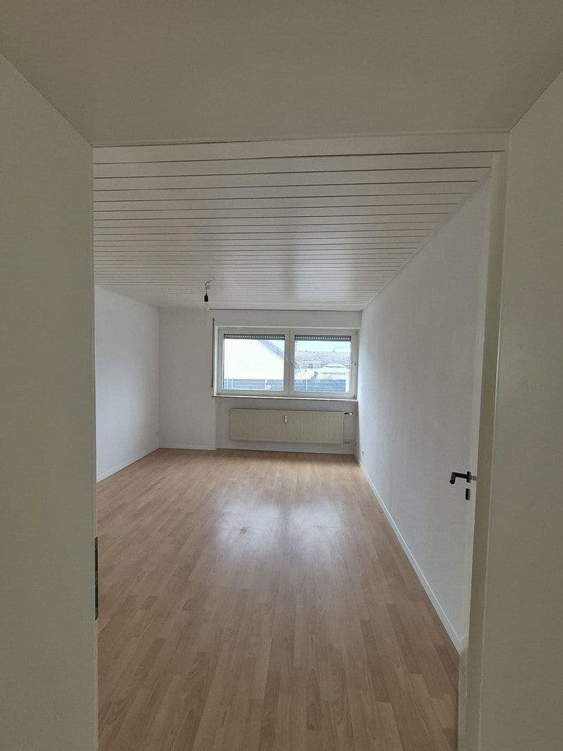 Pronájem bytu 5+1 160 m², Kastellaun, Porýní-Falc Pronájem bytu 5+1 160 m², Kastellaun, Porýní-Falc