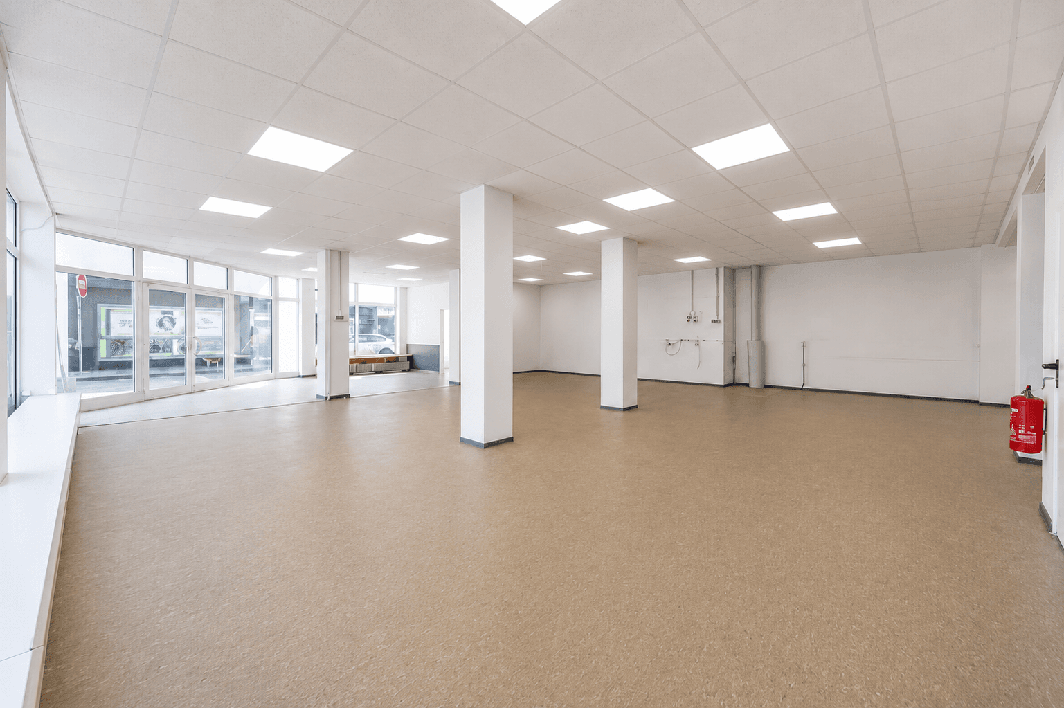 Pronájem nebytového prostoru 211 m², Breite Str. 92, Krefeld, Severní Porýní-Vestfálsko Pronájem nebytového prostoru 211 m², Breite Str. 92, Krefeld, Severní Porýní-Vestfálsko