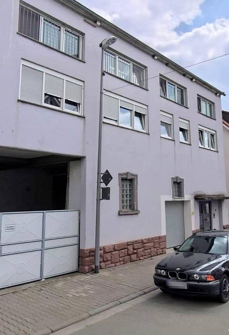 Prodej bytu 3+1 92 m², Groß-Gerau, Hessen Prodej bytu 3+1 92 m², Groß-Gerau, Hessen