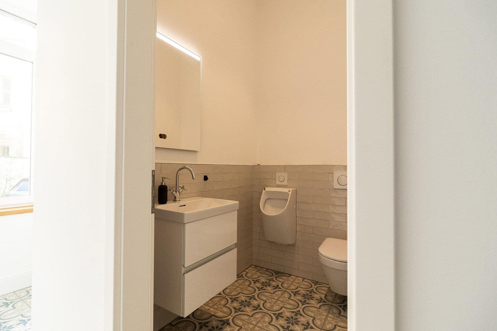 Pronájem kanceláře 80 m², Elisenstraße 31, Bayern - Aschaffenburg, Bavorsko Pronájem kanceláře 80 m², Elisenstraße 31, Bayern - Aschaffenburg, Bavorsko
