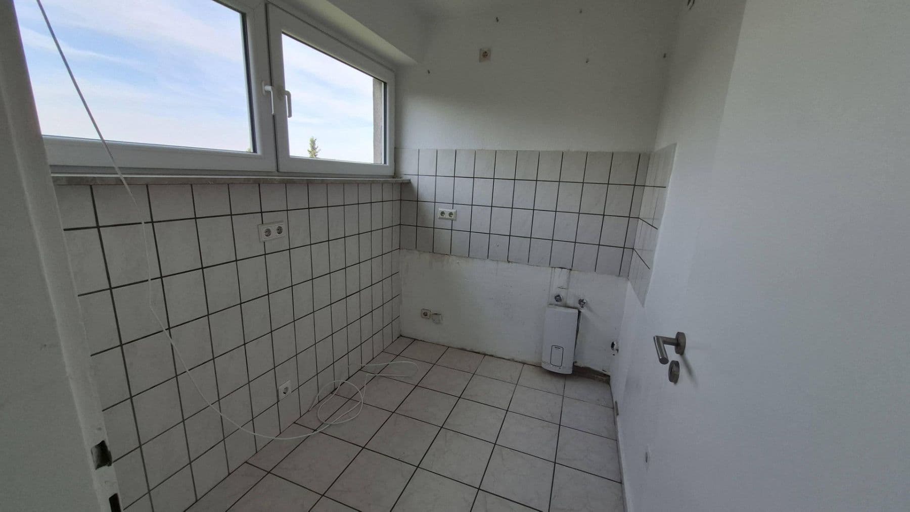 Prodej bytu 2+1 49 m², Feldstr. 47, Duisburg, Severní Porýní-Vestfálsko Prodej bytu 2+1 49 m², Feldstr. 47, Duisburg, Severní Porýní-Vestfálsko