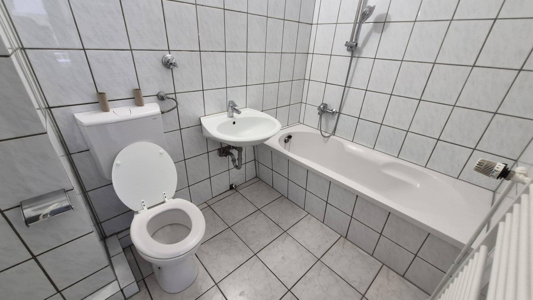Prodej bytu 2+1 49 m², Feldstr. 47, Duisburg, Severní Porýní-Vestfálsko Prodej bytu 2+1 49 m², Feldstr. 47, Duisburg, Severní Porýní-Vestfálsko