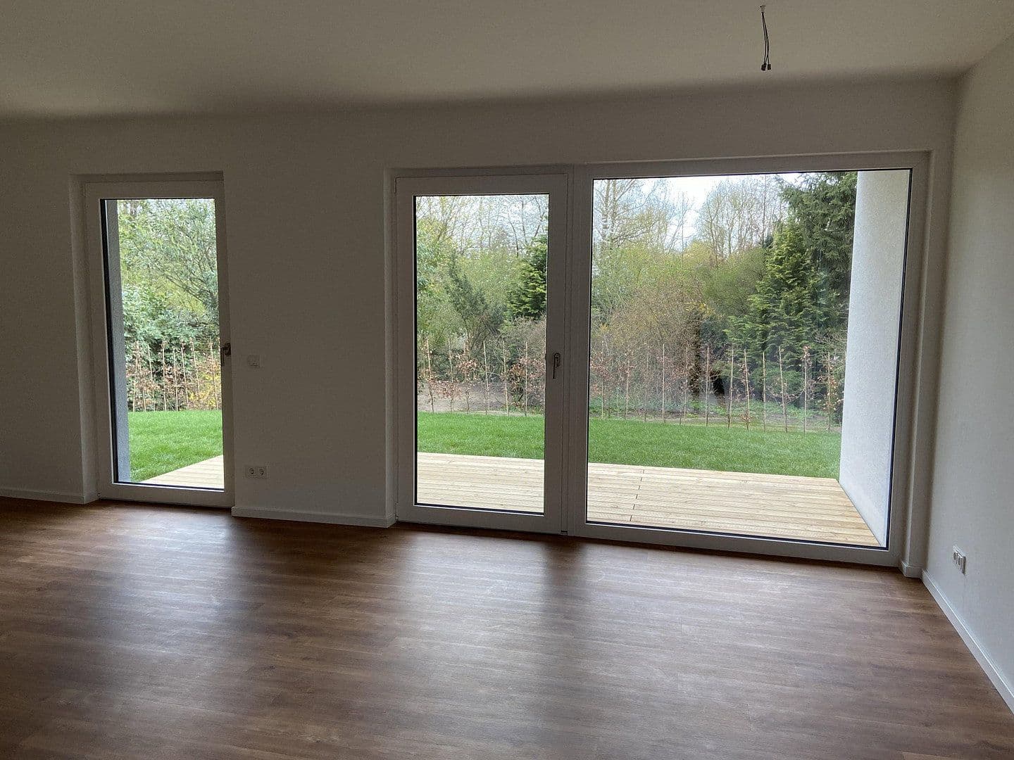 Pronájem bytu 3+1 86 m², Barenkrug 30, Hamburg, Hamburg Pronájem bytu 3+1 86 m², Barenkrug 30, Hamburg, Hamburg