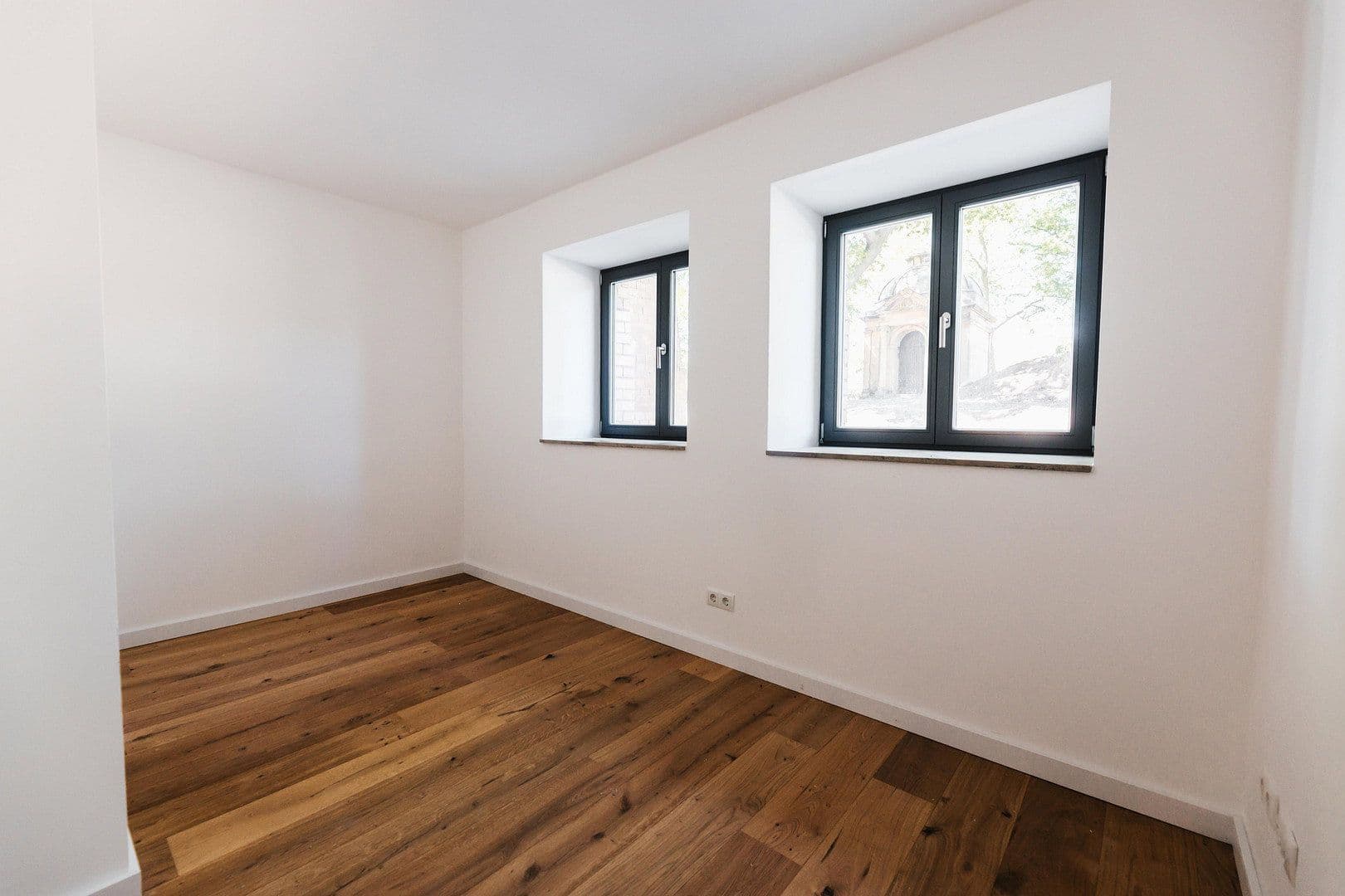 Pronájem bytu 4+1 94 m², Budenbergstraße 9, Magdeburg, Sasko-Anhaltsko Pronájem bytu 4+1 94 m², Budenbergstraße 9, Magdeburg, Sasko-Anhaltsko