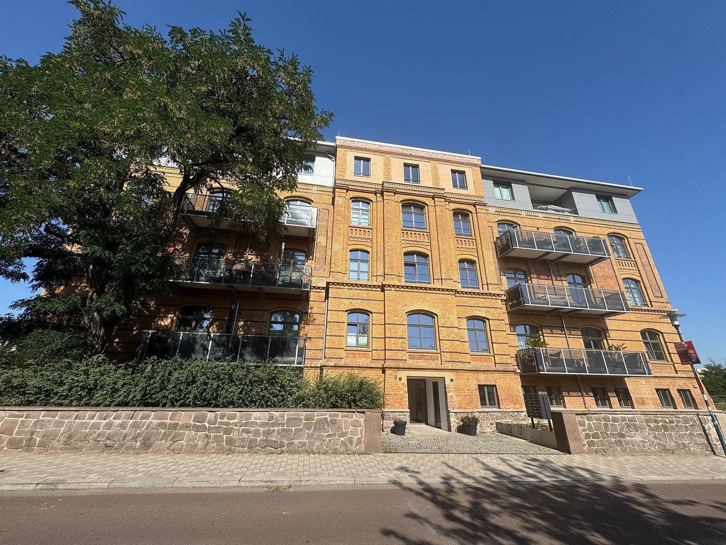 Pronájem bytu 4+1 94 m², Budenbergstraße 9, Magdeburg, Sasko-Anhaltsko Pronájem bytu 4+1 94 m², Budenbergstraße 9, Magdeburg, Sasko-Anhaltsko