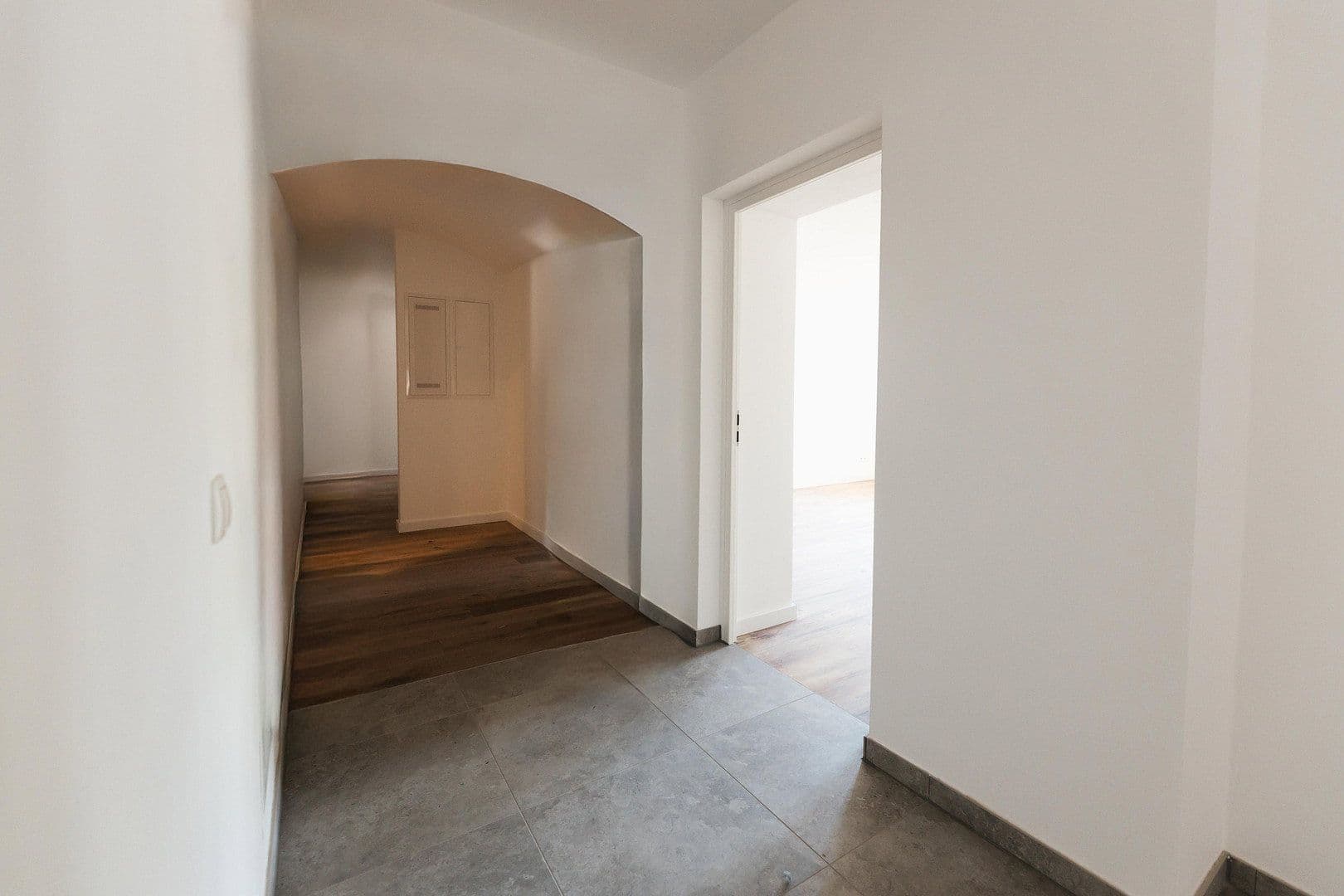 Pronájem bytu 4+1 94 m², Budenbergstraße 9, Magdeburg, Sasko-Anhaltsko Pronájem bytu 4+1 94 m², Budenbergstraße 9, Magdeburg, Sasko-Anhaltsko