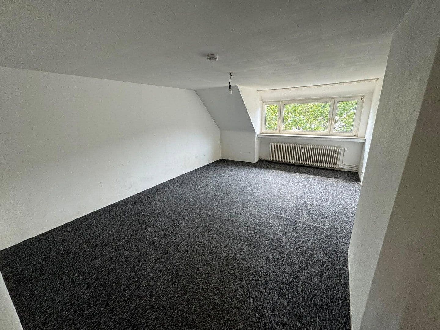 Pronájem bytu 3+kk 70 m², Weidkamp 177, Essen-Borbeck, Severní Porýní-Vestfálsko Pronájem bytu 3+kk 70 m², Weidkamp 177, Essen-Borbeck, Severní Porýní-Vestfálsko