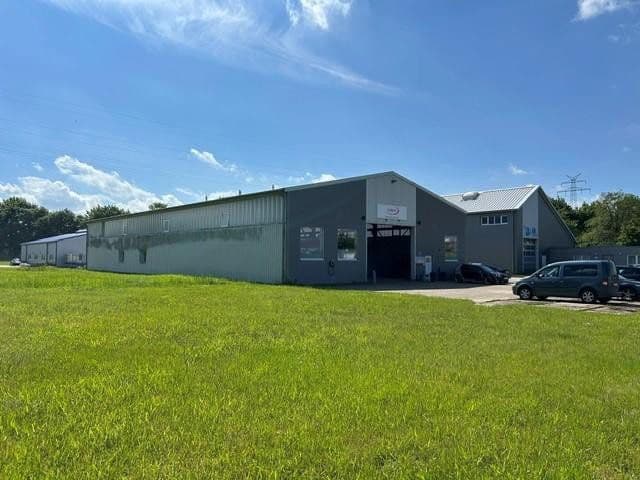 Prodej nebytového prostoru 8.020 m², Niedersachsenstraße 17, Emden, Dolní Sasko Prodej nebytového prostoru 8.020 m², Niedersachsenstraße 17, Emden, Dolní Sasko