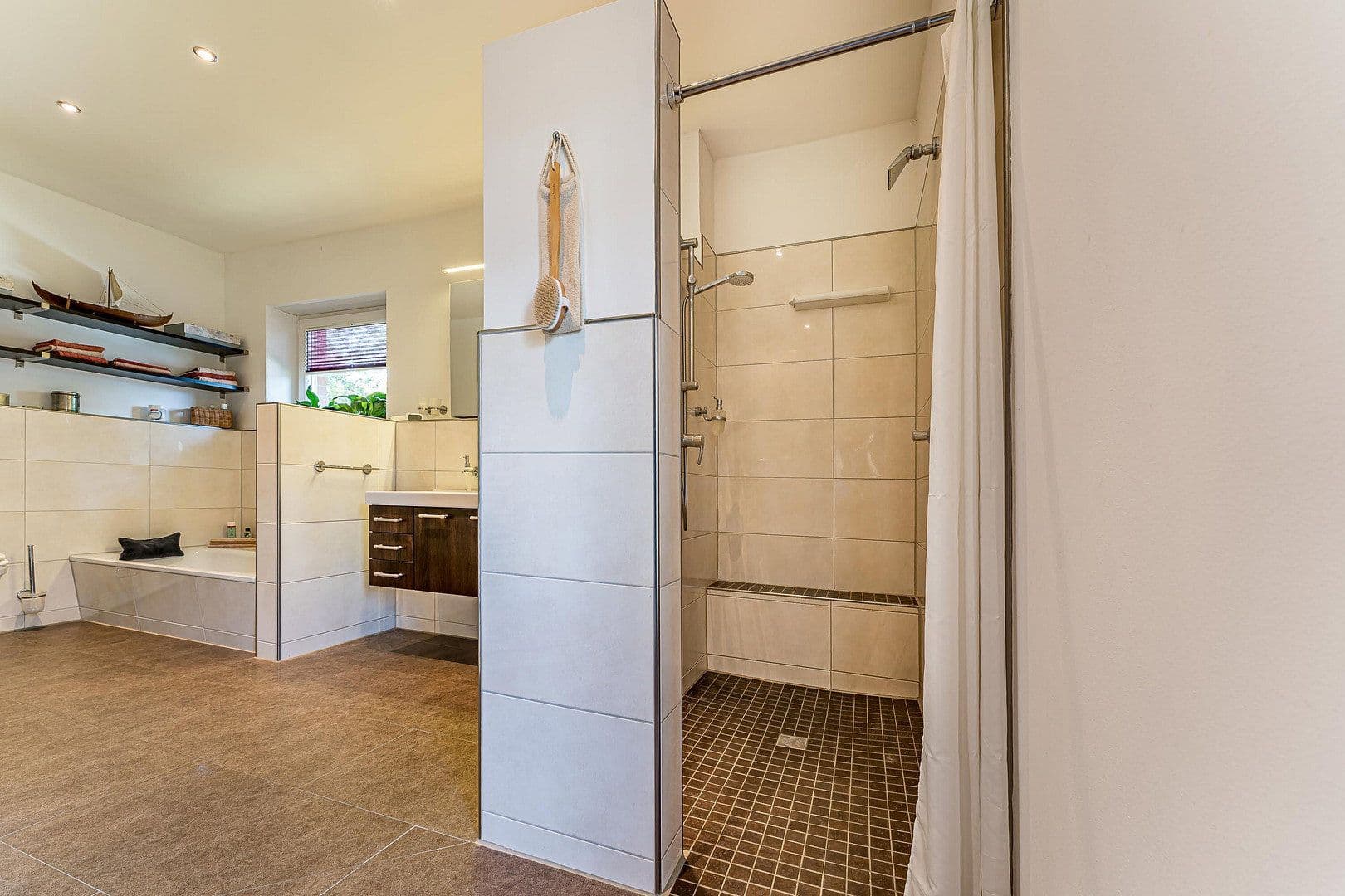 Prodej domu 150 m², pozemek 598 m², Schenefeld, Šlesvicko-Holštýnsko Prodej domu 150 m², pozemek 598 m², Schenefeld, Šlesvicko-Holštýnsko