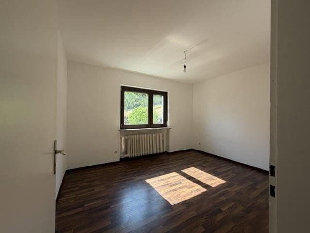 Pronájem bytu 4+1 95 m², Jahnstrasse 7, Sinntal, Hessen Pronájem bytu 4+1 95 m², Jahnstrasse 7, Sinntal, Hessen