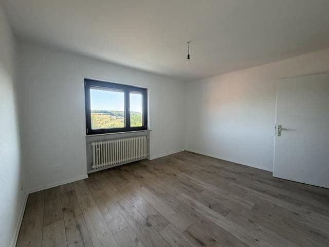 Pronájem bytu 4+1 95 m², Jahnstrasse 7, Sinntal, Hessen Pronájem bytu 4+1 95 m², Jahnstrasse 7, Sinntal, Hessen