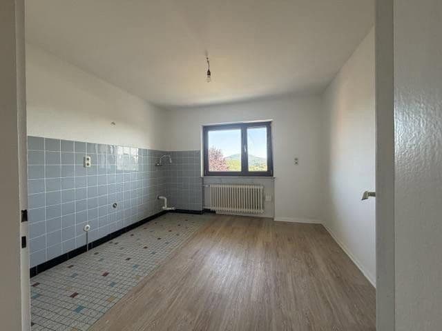 Pronájem bytu 4+1 95 m², Jahnstrasse 7, Sinntal, Hessen Pronájem bytu 4+1 95 m², Jahnstrasse 7, Sinntal, Hessen