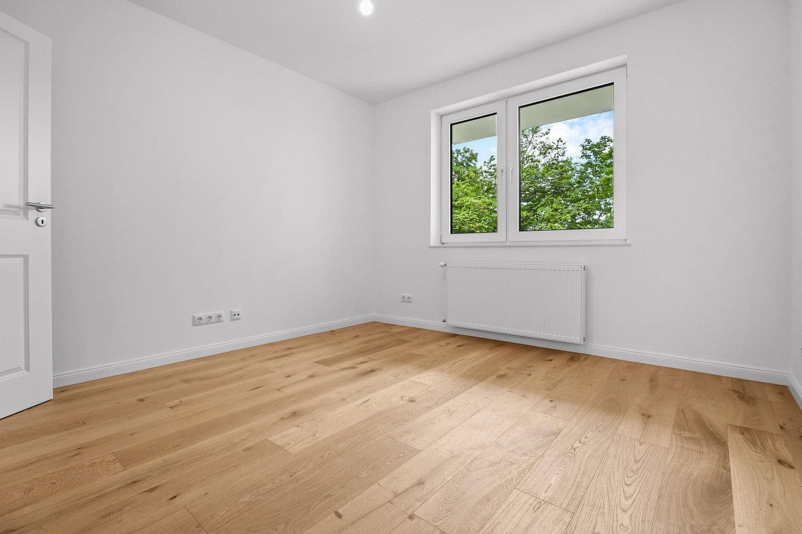 Pronájem bytu 2+1 57 m², Berliner Straße 1, Hannover, Dolní Sasko Pronájem bytu 2+1 57 m², Berliner Straße 1, Hannover, Dolní Sasko