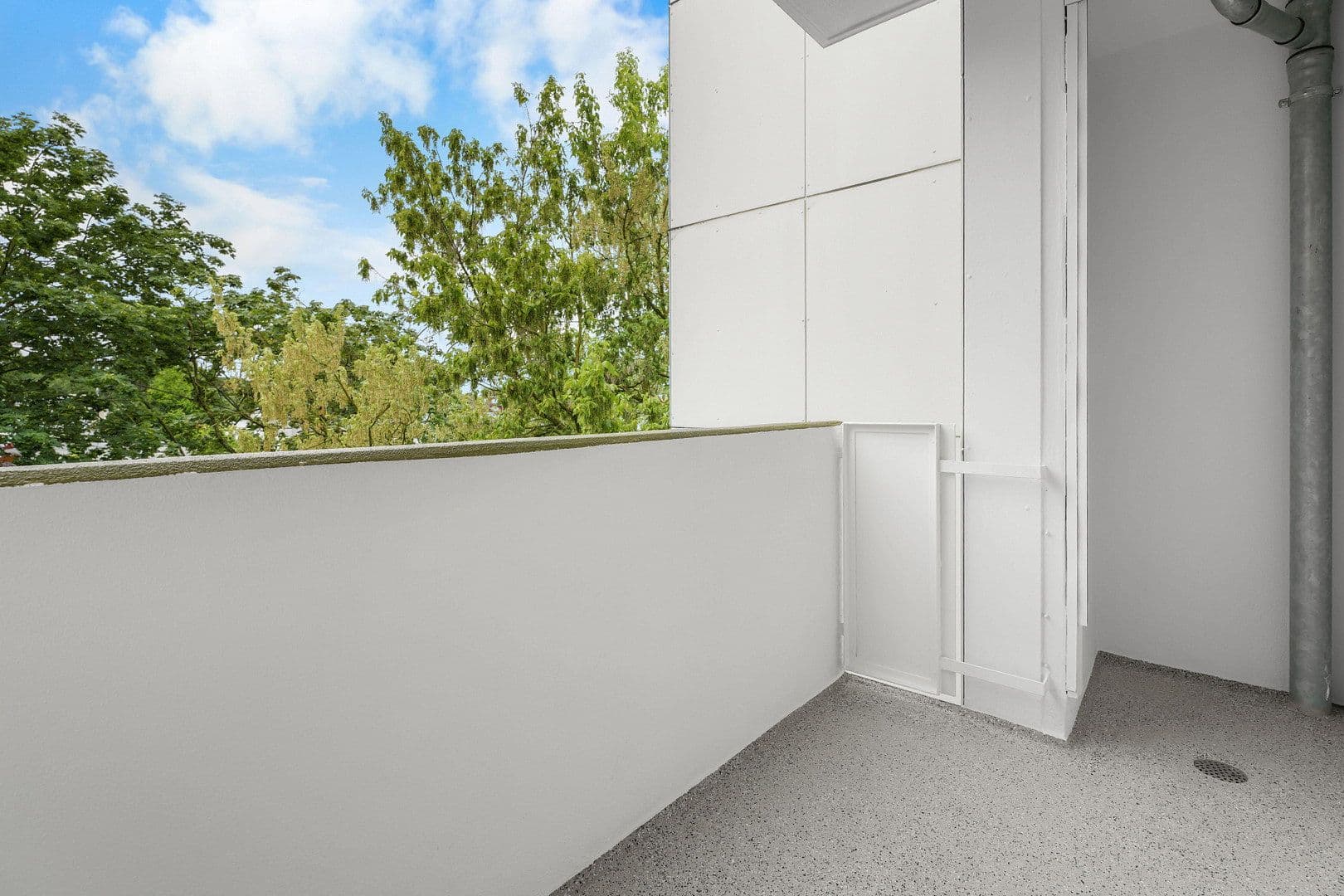 Pronájem bytu 2+1 57 m², Berliner Straße 1, Hannover, Dolní Sasko Pronájem bytu 2+1 57 m², Berliner Straße 1, Hannover, Dolní Sasko