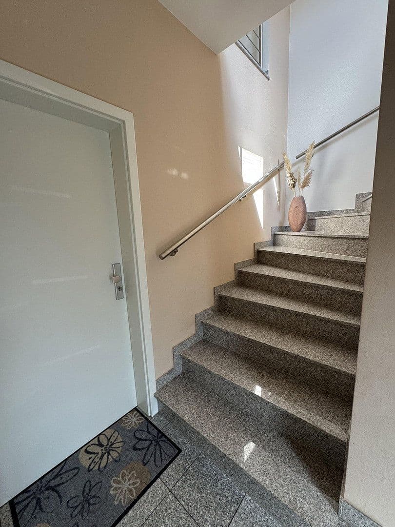 Prodej domu 194 m², pozemek 825 m², Kaarst, Severní Porýní-Vestfálsko Prodej domu 194 m², pozemek 825 m², Kaarst, Severní Porýní-Vestfálsko