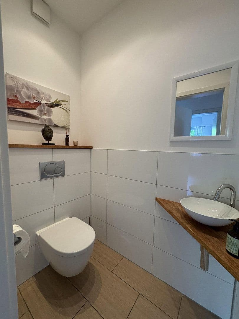 Prodej domu 194 m², pozemek 825 m², Kaarst, Severní Porýní-Vestfálsko Prodej domu 194 m², pozemek 825 m², Kaarst, Severní Porýní-Vestfálsko