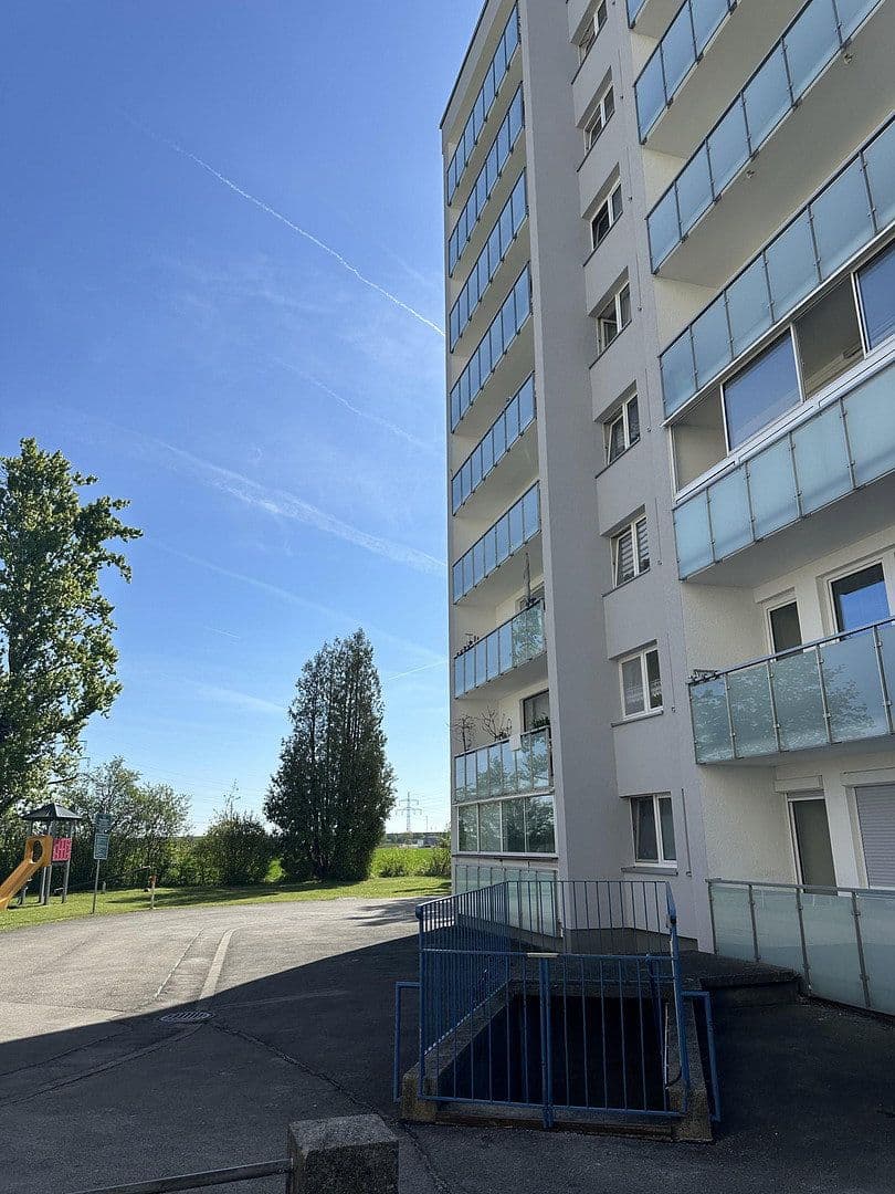 Prodej bytu 3+1 80 m², Hans-Jürgen-Behnke-Weg 1, Putzbrunn, Bavorsko Prodej bytu 3+1 80 m², Hans-Jürgen-Behnke-Weg 1, Putzbrunn, Bavorsko