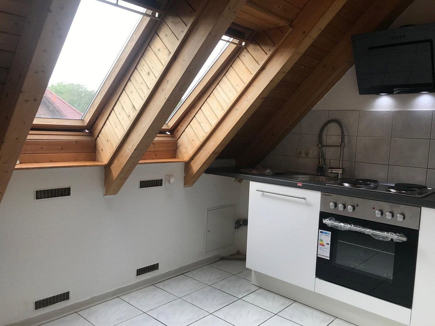 Pronájem bytu 2+1 61 m², Mühlenstr. 12 A, Mirow, Mecklenburg-Vorpommern Pronájem bytu 2+1 61 m², Mühlenstr. 12 A, Mirow, Mecklenburg-Vorpommern