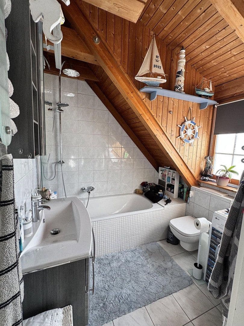 Pronájem bytu 2+1 61 m², Mühlenstr. 12 A, Mirow, Mecklenburg-Vorpommern Pronájem bytu 2+1 61 m², Mühlenstr. 12 A, Mirow, Mecklenburg-Vorpommern