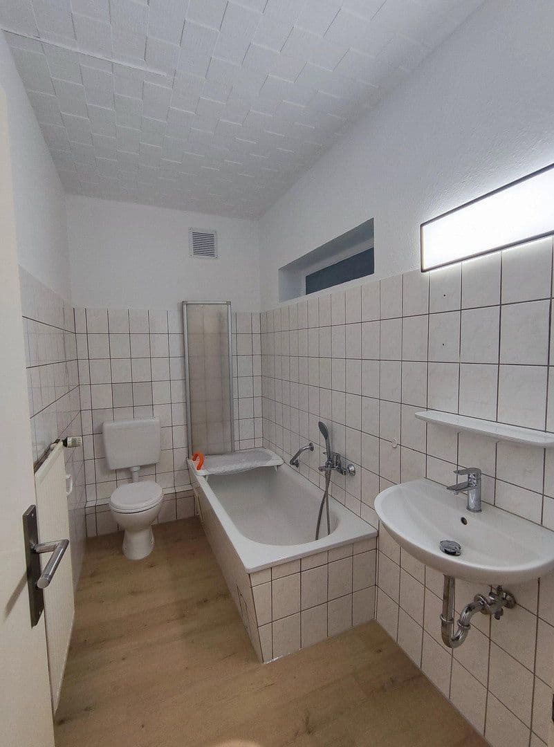Pronájem bytu 2+kk 58 m², Krefeld, Severní Porýní-Vestfálsko Pronájem bytu 2+kk 58 m², Krefeld, Severní Porýní-Vestfálsko