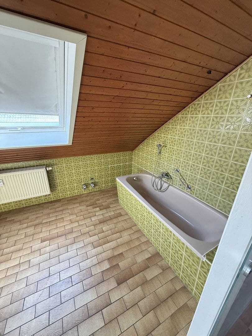 Pronájem bytu 3+1 80 m², Sudetenstr 8, Mutterstadt, Porýní-Falc Pronájem bytu 3+1 80 m², Sudetenstr 8, Mutterstadt, Porýní-Falc