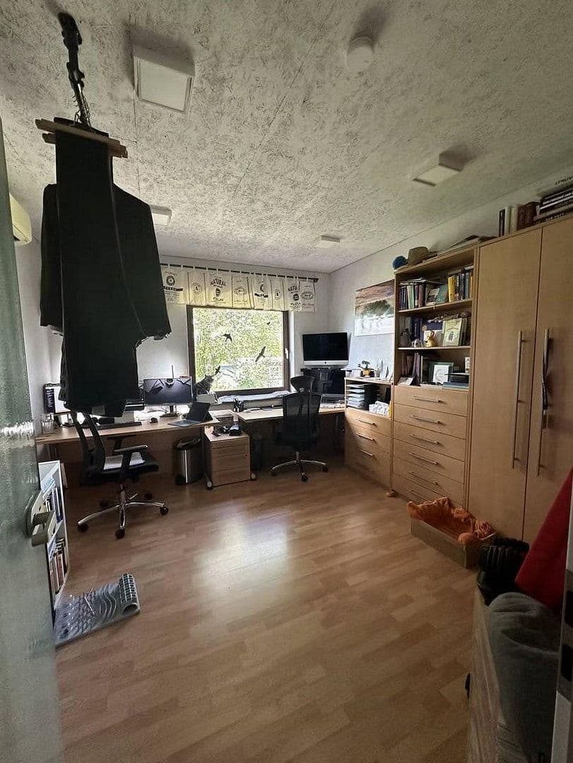 Prodej domu 140 m², pozemek 448 m², Schieferbank 34 a, Gevelsberg, Severní Porýní-Vestfálsko Prodej domu 140 m², pozemek 448 m², Schieferbank 34 a, Gevelsberg, Severní Porýní-Vestfálsko