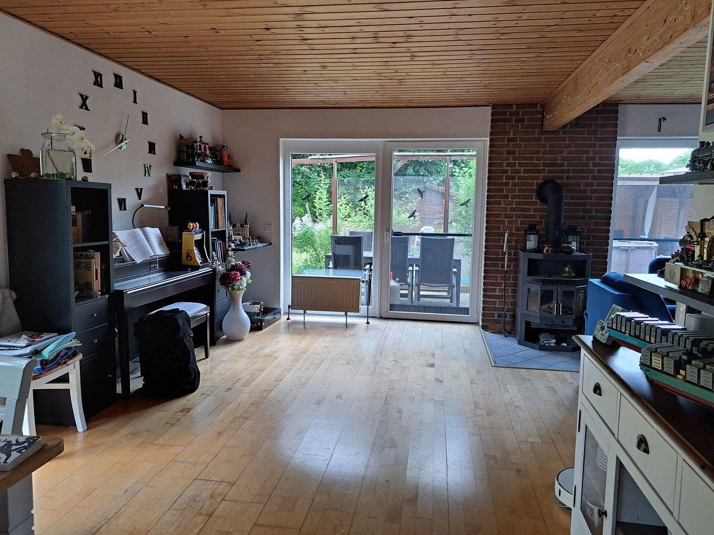 Prodej domu 135 m², pozemek 730 m², Lindenstraße 30, Gülzow, Šlesvicko-Holštýnsko Prodej domu 135 m², pozemek 730 m², Lindenstraße 30, Gülzow, Šlesvicko-Holštýnsko