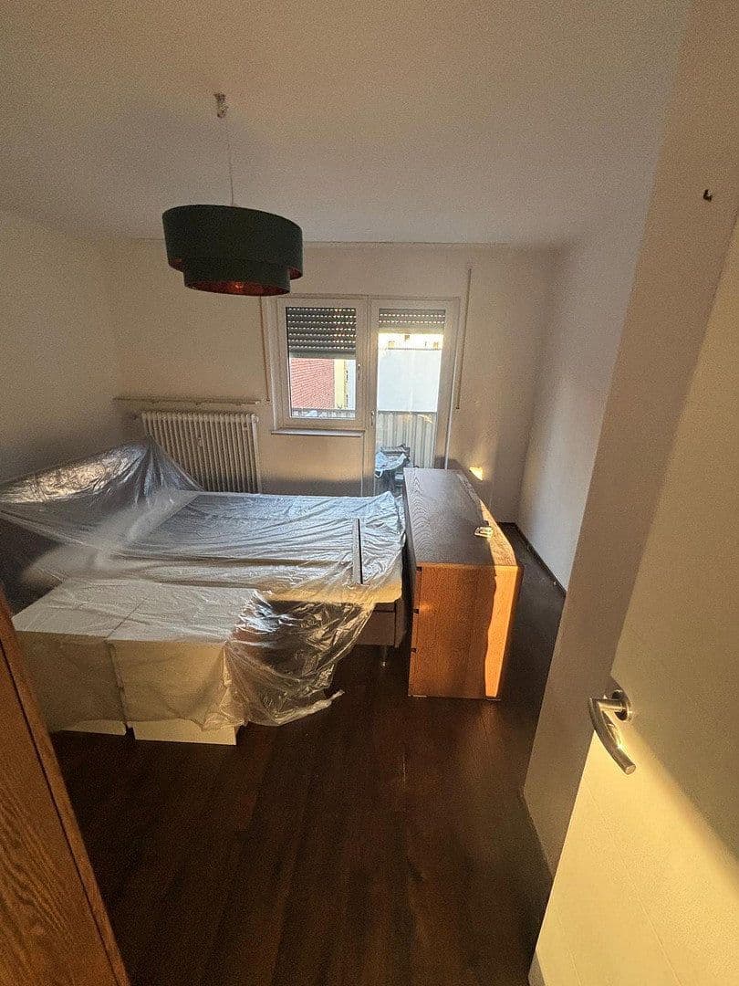 Pronájem bytu 3+1 79 m², Kreutzerstraße 41, Nürnberg, Bavorsko Pronájem bytu 3+1 79 m², Kreutzerstraße 41, Nürnberg, Bavorsko