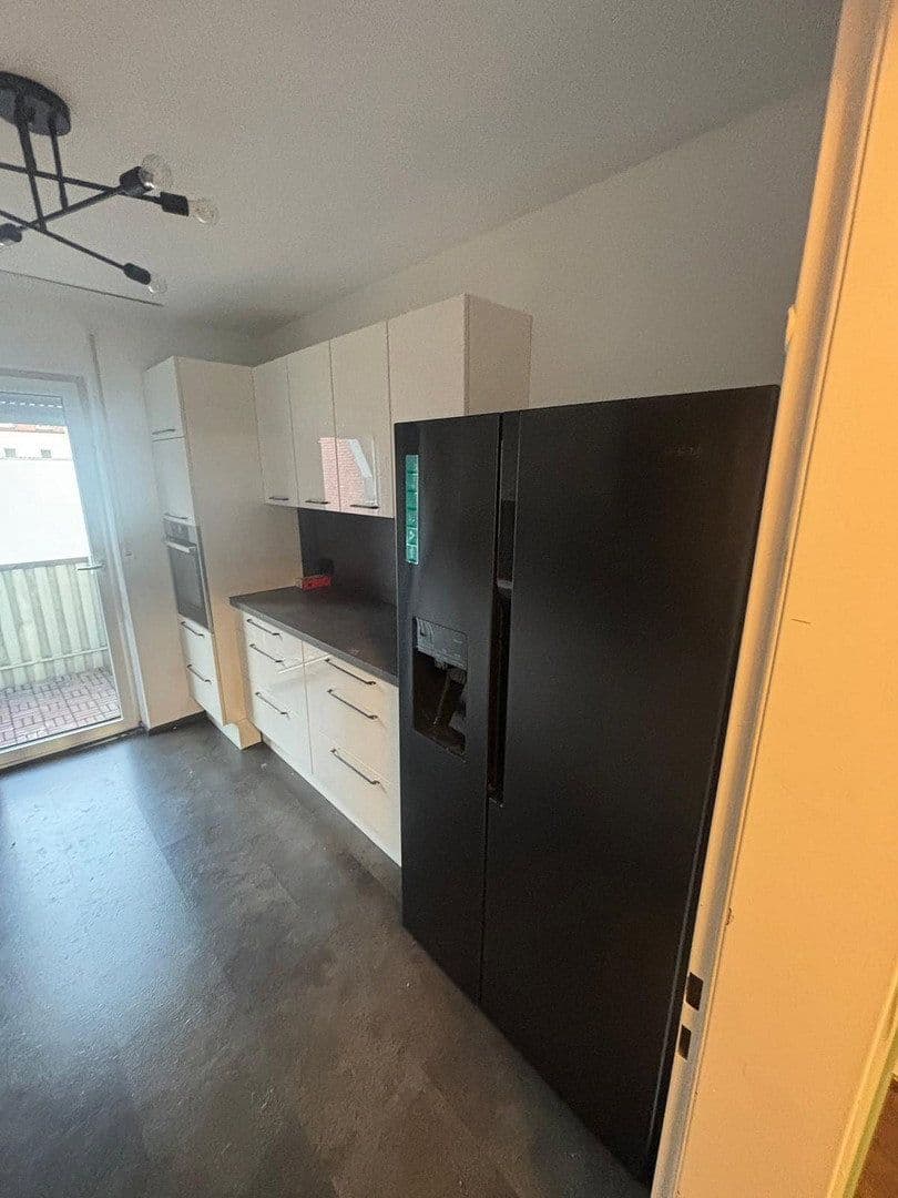 Pronájem bytu 3+1 79 m², Kreutzerstraße 41, Nürnberg, Bavorsko Pronájem bytu 3+1 79 m², Kreutzerstraße 41, Nürnberg, Bavorsko