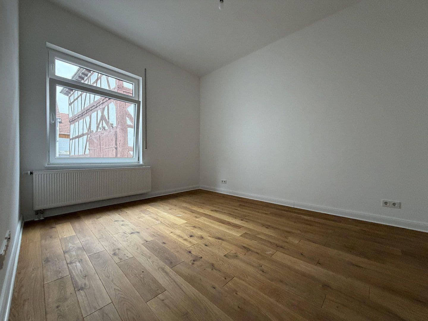 Pronájem bytu 3+1 89 m², Im Tal 14, Stadtallendorf, Hessen Pronájem bytu 3+1 89 m², Im Tal 14, Stadtallendorf, Hessen
