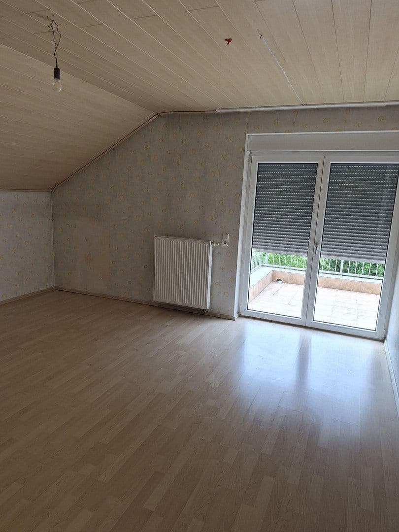 Prodej bytu 2+1 100 m², Heinrich-Heine-Ring 24, Bad Schönborn, Bádensko-Württembersko Prodej bytu 2+1 100 m², Heinrich-Heine-Ring 24, Bad Schönborn, Bádensko-Württembersko